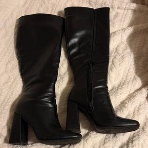 Women's Black Knee-High Block Heel Boots